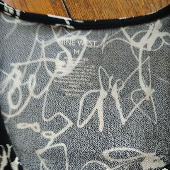 New Nine West Faux Wrap Mini Dress Women's Medium Long Sleeve Black Scribble - Picture 9 of 10